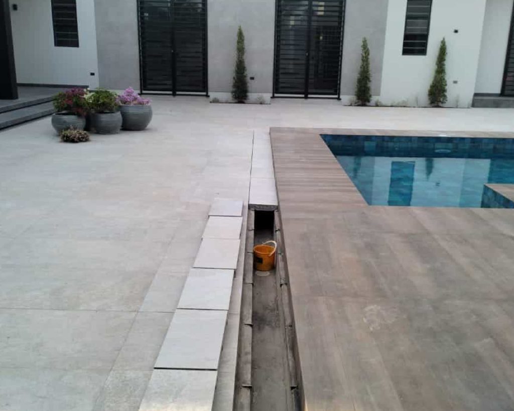 hormigón_poliéster_rejilla_para_piscina_9