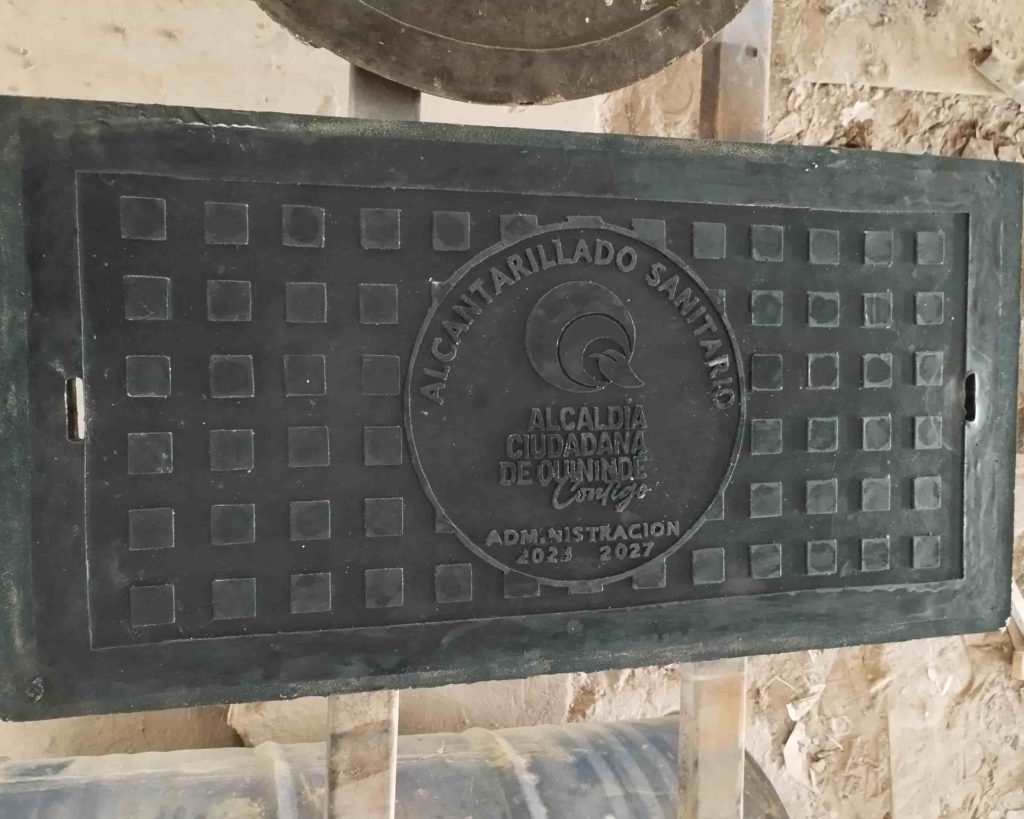 hormigón_poliéster_tapa_cuadrada_personalizada_2