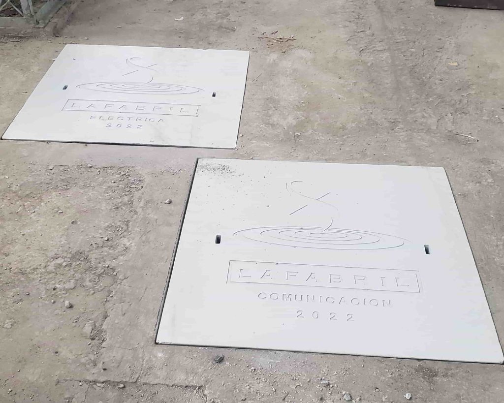 hormigón_poliéster_tapa_peatonal_1