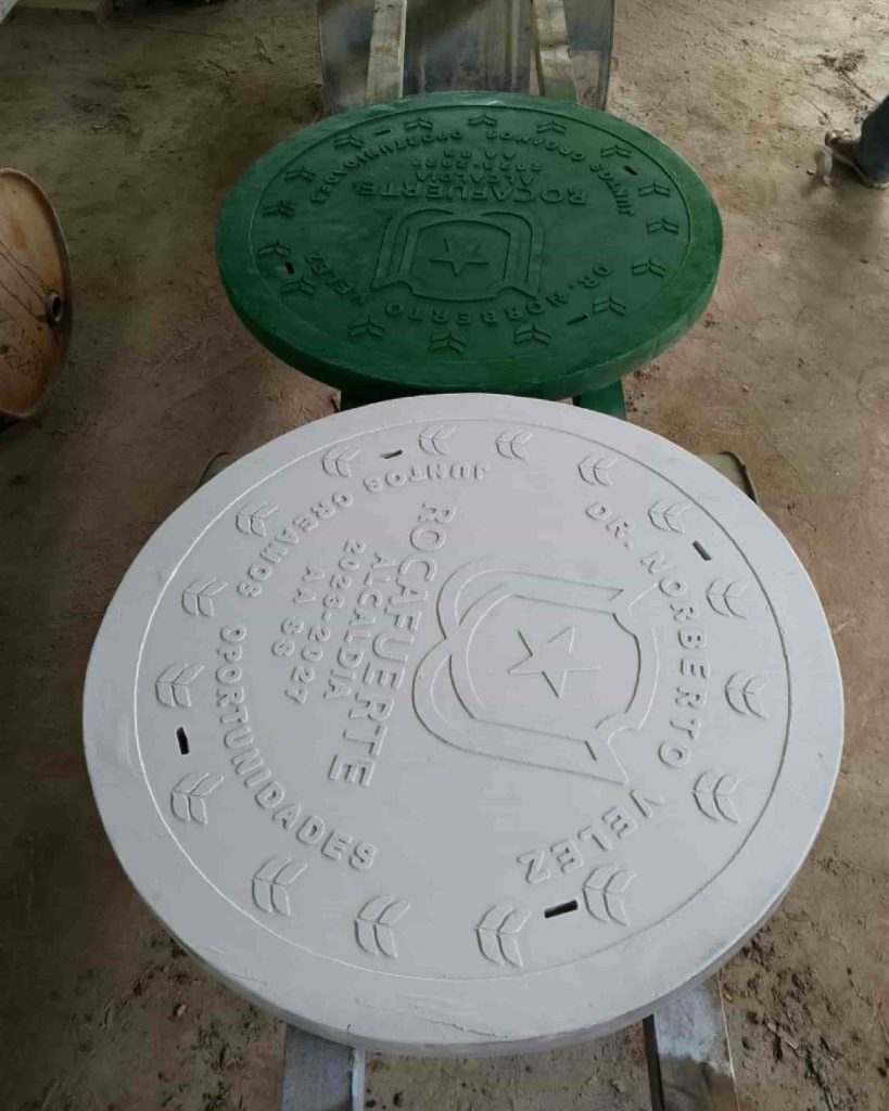 hormigón_poliéster_tapas_circulares_1